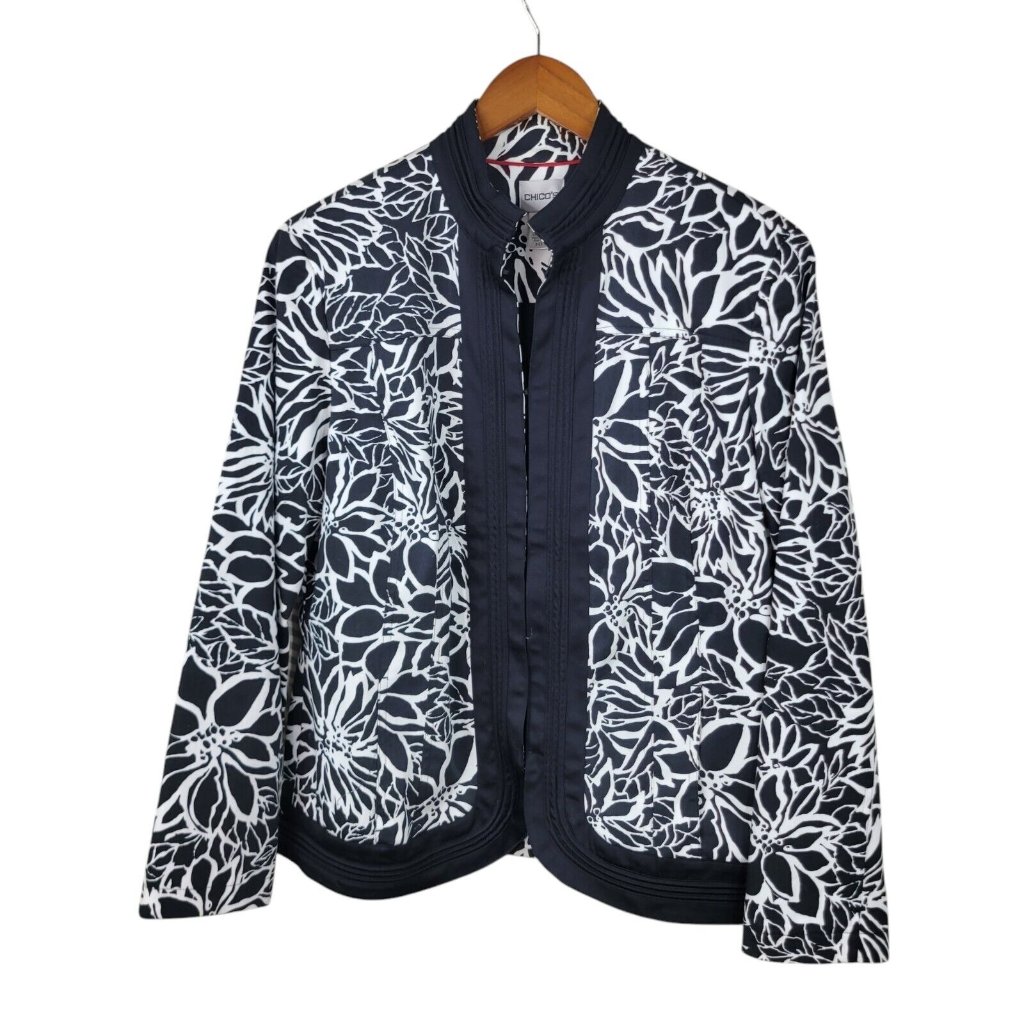 Chicos Size 2 Large Jacket Blazer Floral Print Hook & Eye Casual Black White